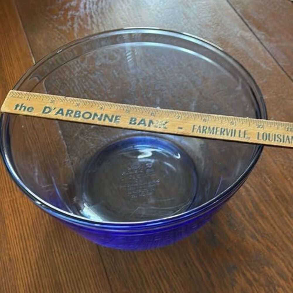 Anchor Hocking 4 Quart Cobalt Blue Glass Mixing Bowl